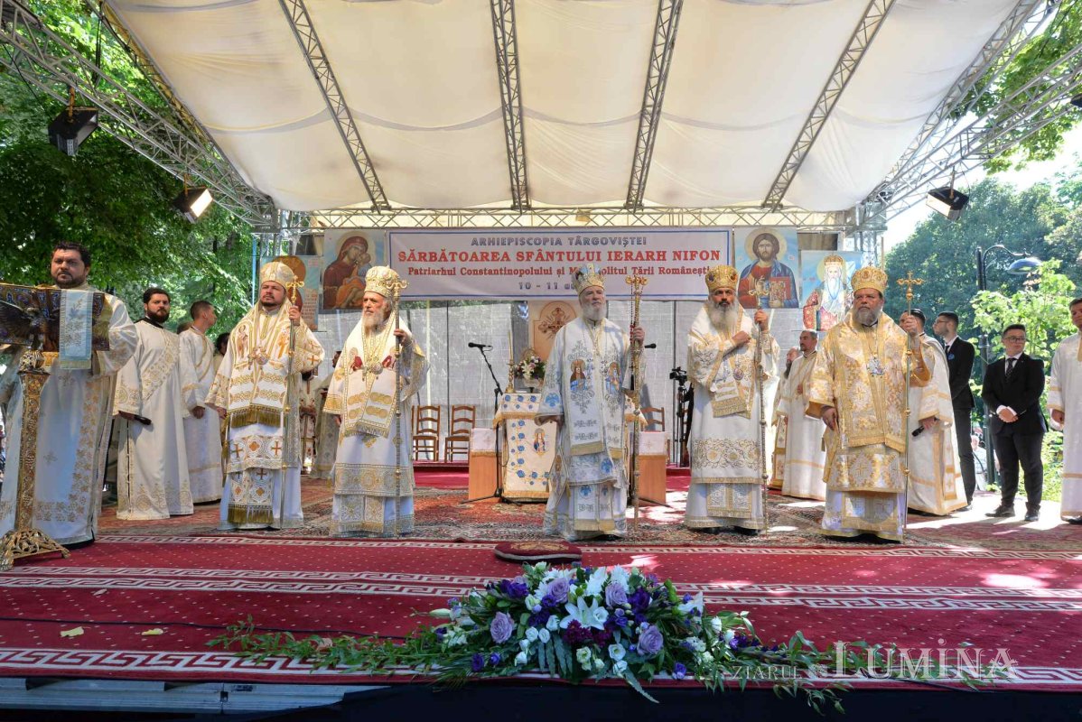 Sărbătoare și comuniune a tinerilor misionari în cetatea Târgoviștei 223246