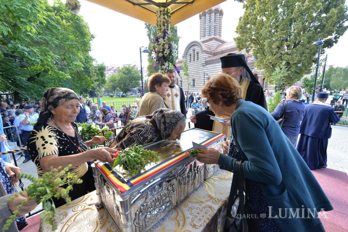 Sărbătoare și comuniune a tinerilor misionari în cetatea Târgoviștei 223252