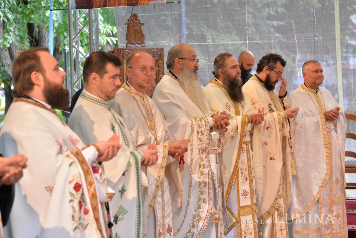 Sărbătoare și comuniune a tinerilor misionari în cetatea Târgoviștei 223254