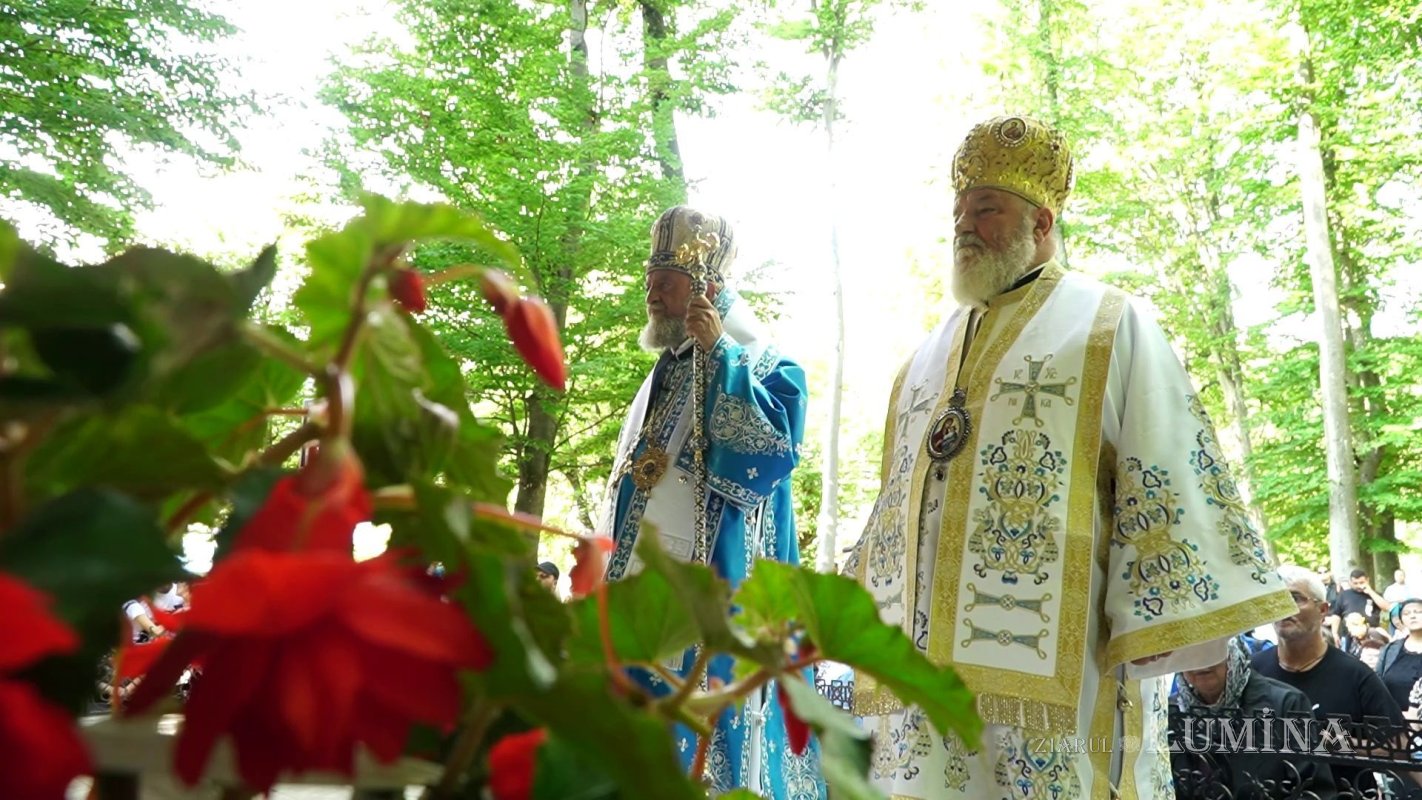 Hramul Mănăstirii „Brâncoveanu” de la Sâmbăta de Sus 223522