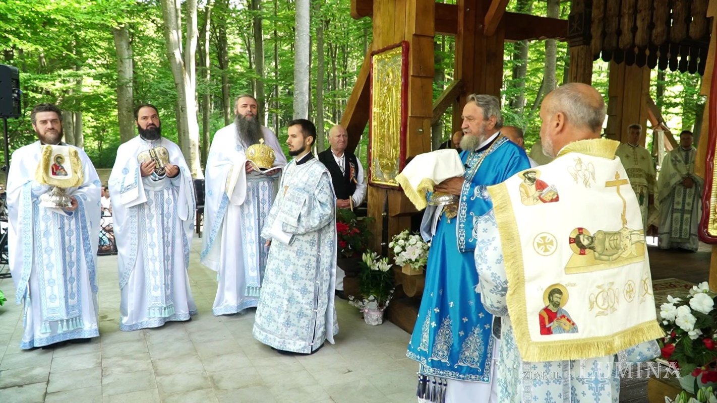 Hramul Mănăstirii „Brâncoveanu” de la Sâmbăta de Sus 223524