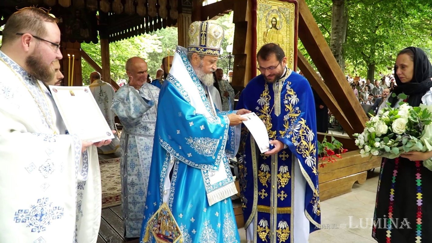 Hramul Mănăstirii „Brâncoveanu” de la Sâmbăta de Sus 223526