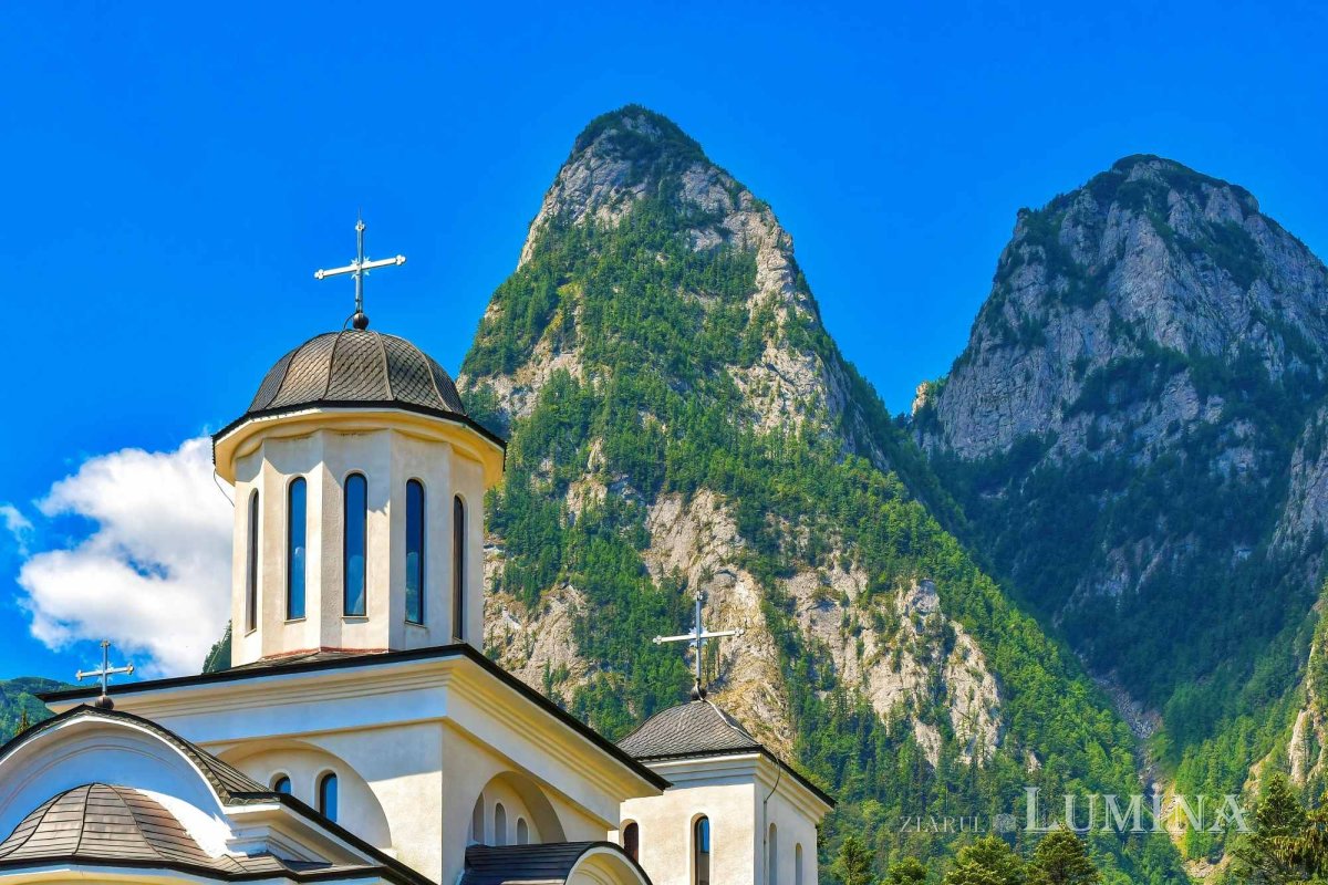 Fotografii artistice ale Publicațiilor Lumina 223853