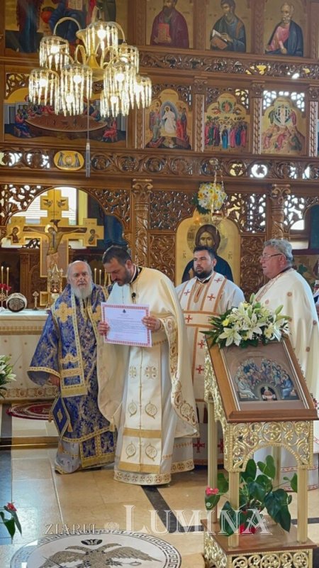 Sfințirea bisericii Parohiei Crocna din județul Arad 223993