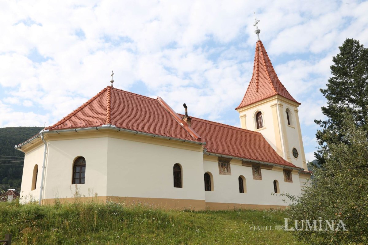 Biserica veche din Gura Râului, peste opt secole de istorie şi spiritualitate 224168