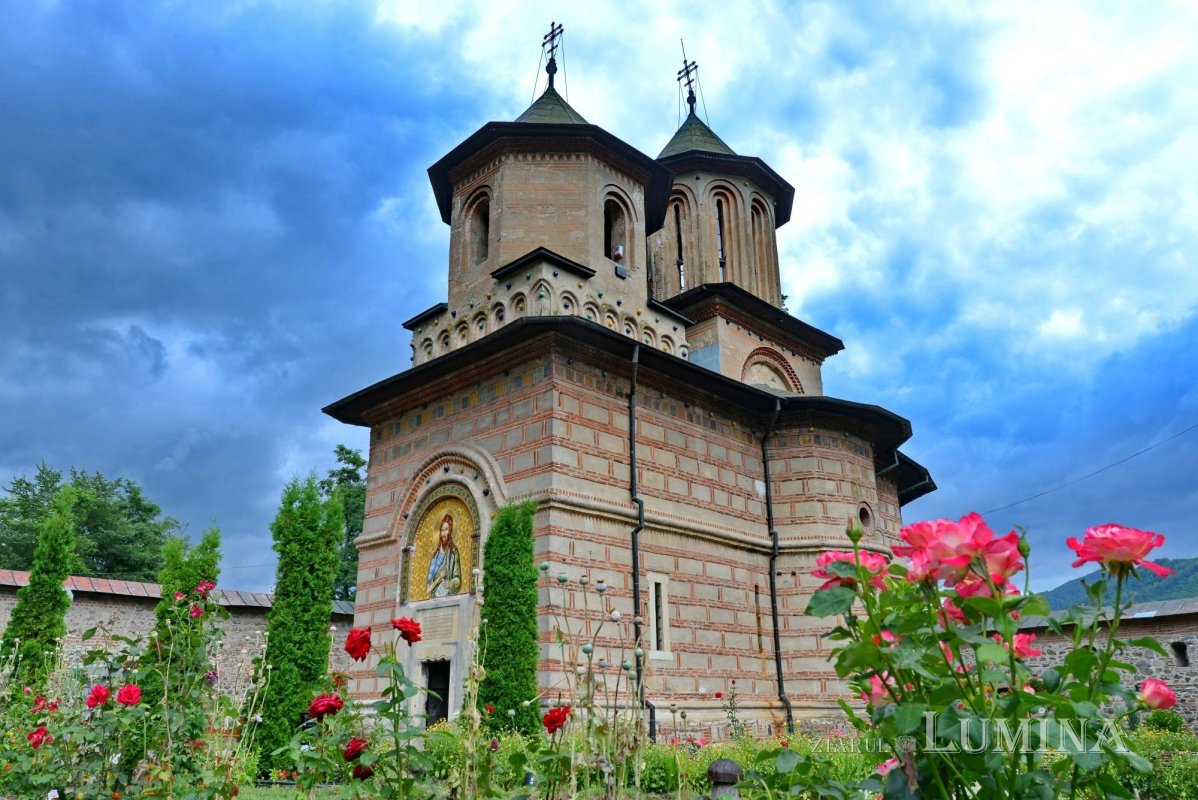 Fotografii artistice ale Publicațiilor Lumina 224265