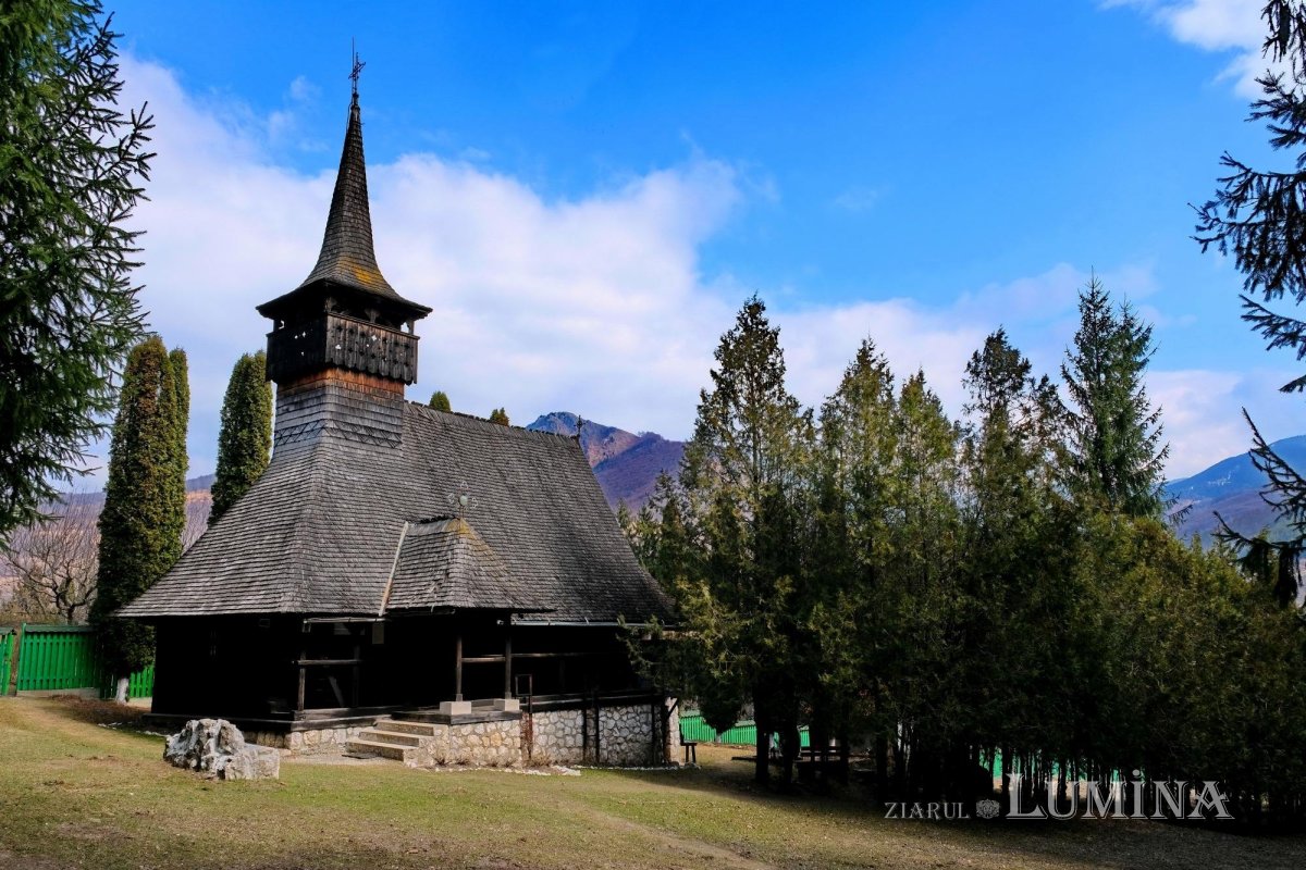 Fotografii artistice ale Publicațiilor Lumina 224268