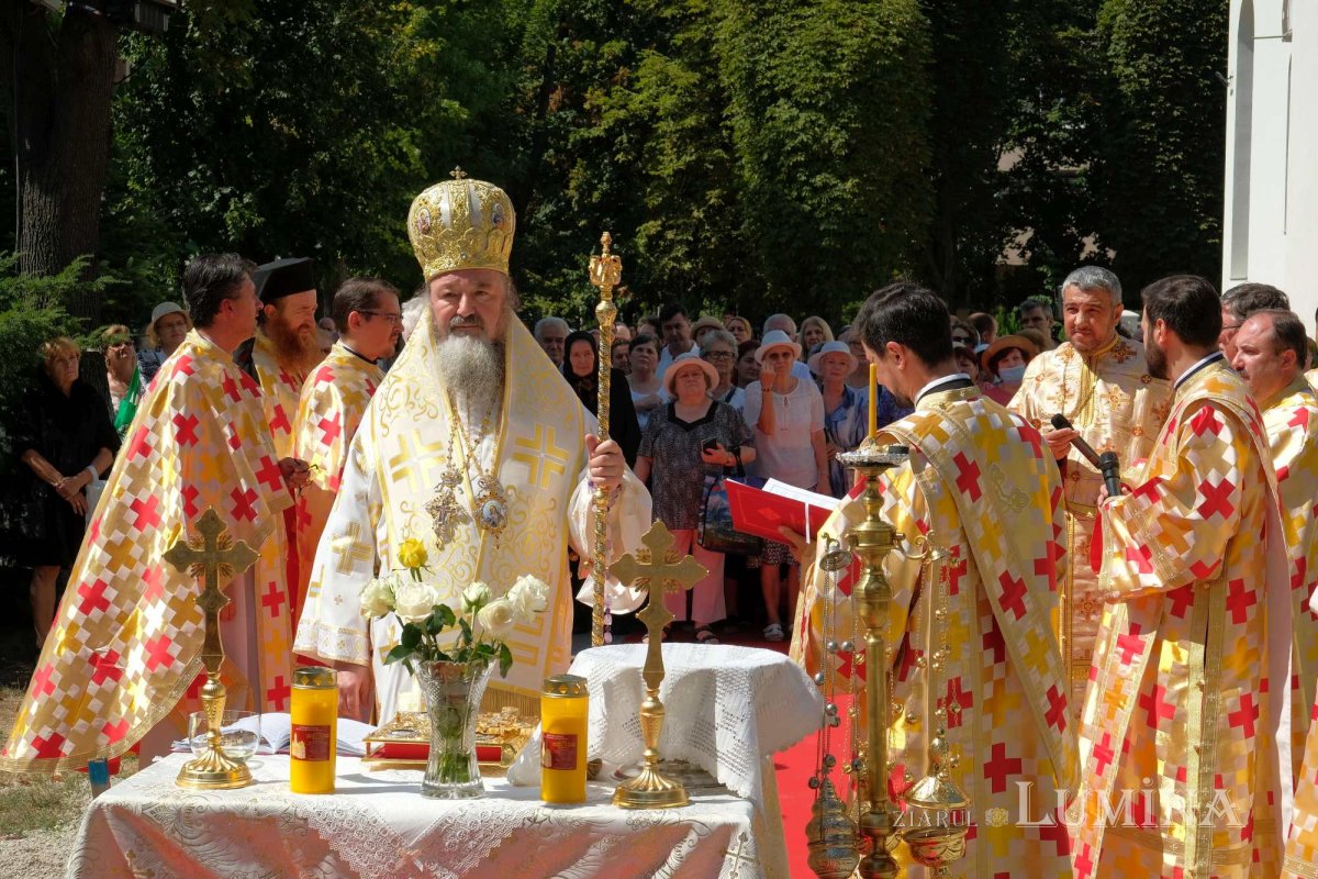Piatra de temelie a capelei parohiei bucureștene „Sfântul Mercurie” 224359