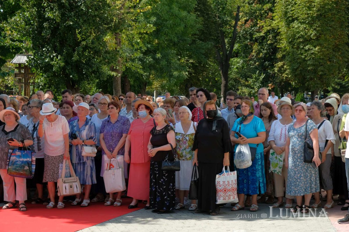 Piatra de temelie a capelei parohiei bucureștene „Sfântul Mercurie” 224362