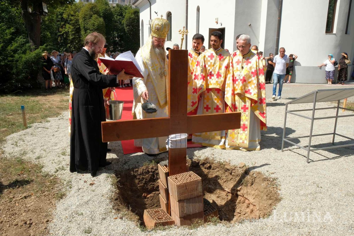 Piatra de temelie a capelei parohiei bucureștene „Sfântul Mercurie” 224369