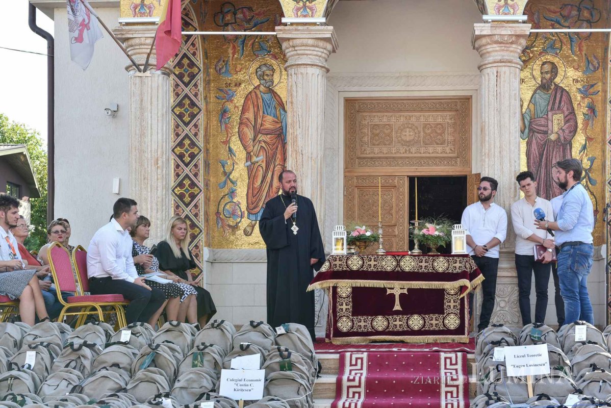 4.000 de ghiozdane oferite de Protoieria Sector 6 Capitală 224446