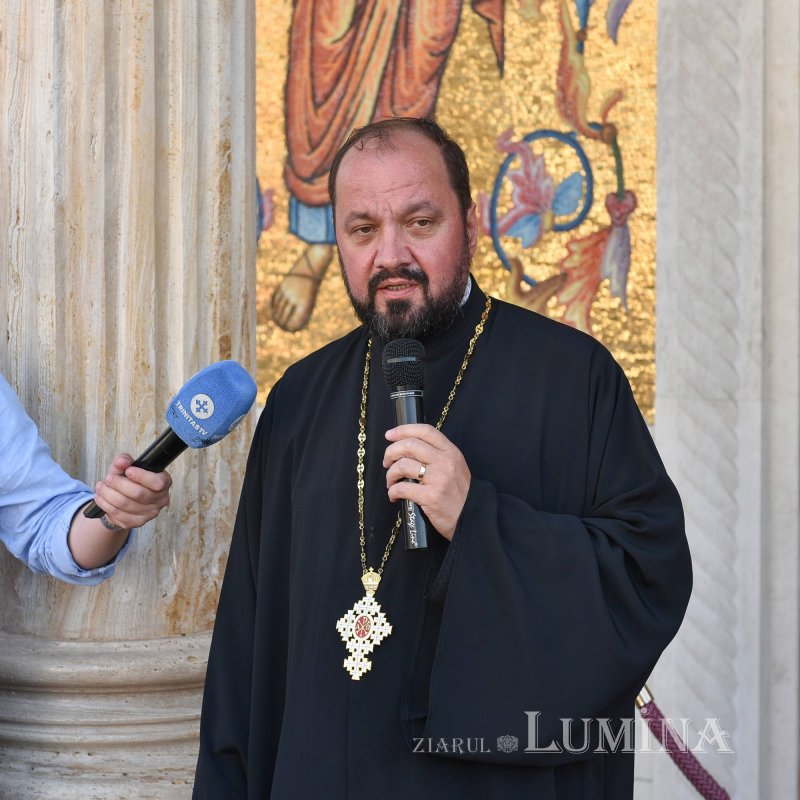 4.000 de ghiozdane oferite de Protoieria Sector 6 Capitală 224451