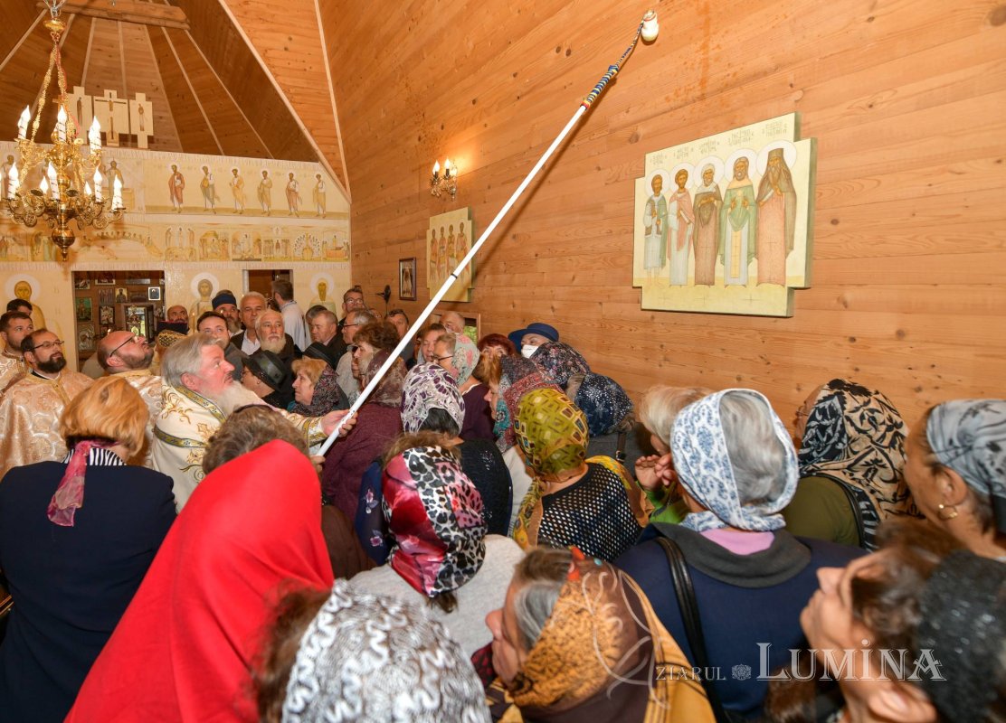 O nouă biserică a fost sfințită în orașul prahovean Mizil 225237