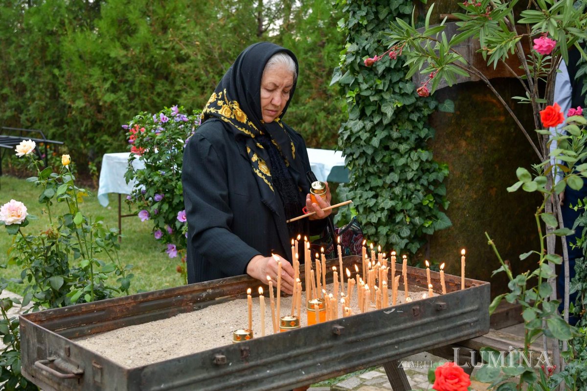 O nouă biserică a fost sfințită în orașul prahovean Mizil 225248