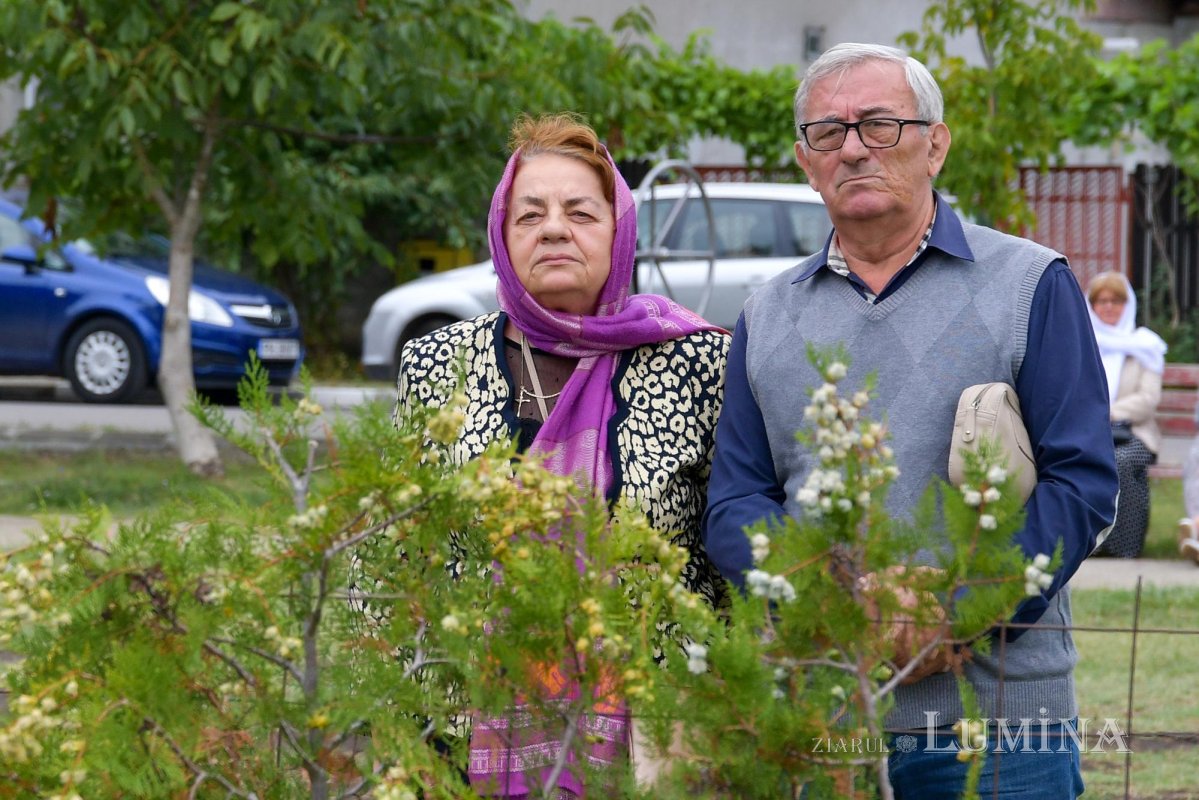 O nouă biserică a fost sfințită în orașul prahovean Mizil 225250