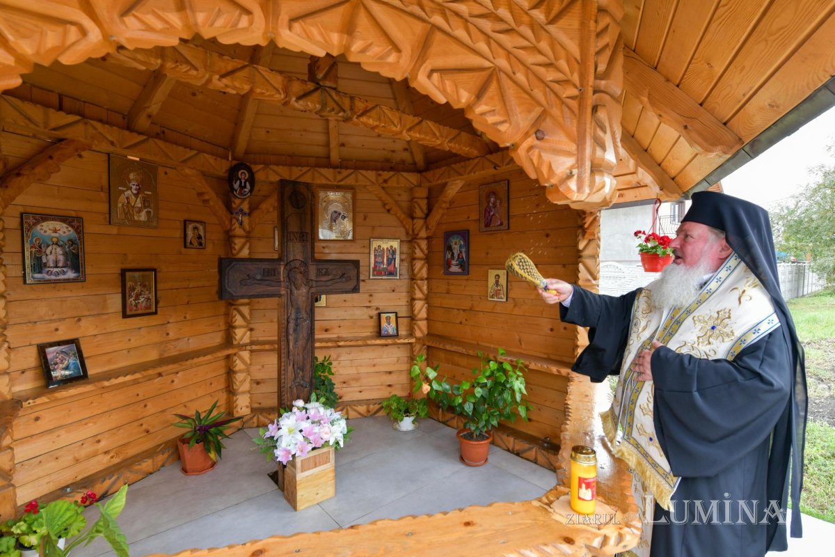 O nouă biserică a fost sfințită în orașul prahovean Mizil 225260
