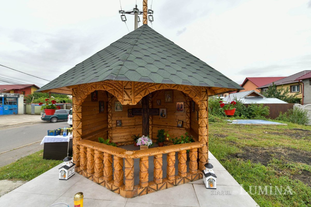 O nouă biserică a fost sfințită în orașul prahovean Mizil 225262