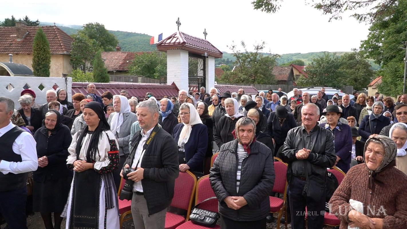 Sărbătoare în comunitatea parohială din Teliu, judeţul Braşov 225050