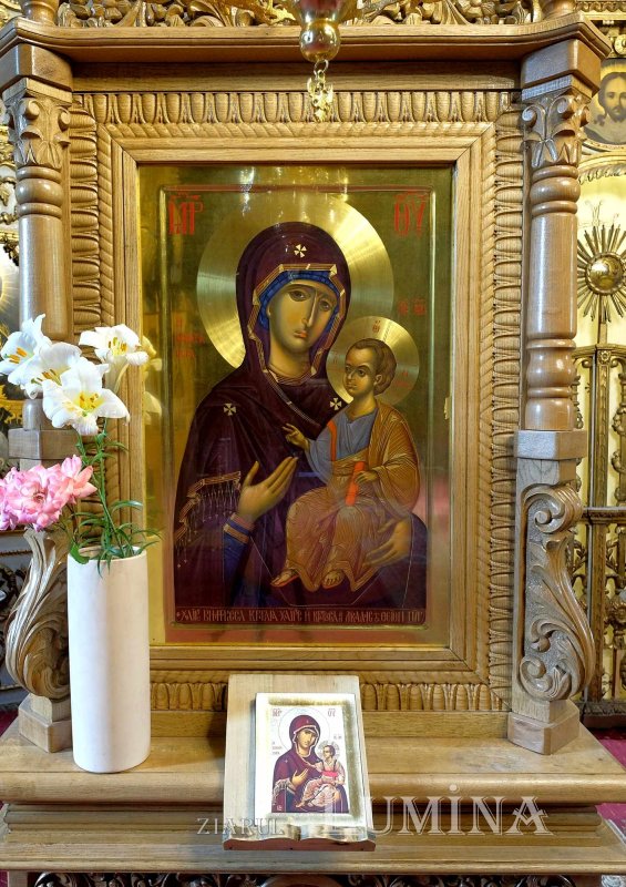 Istorie și rugăciune într-o parohie de pe „Valea Timpului” 224932