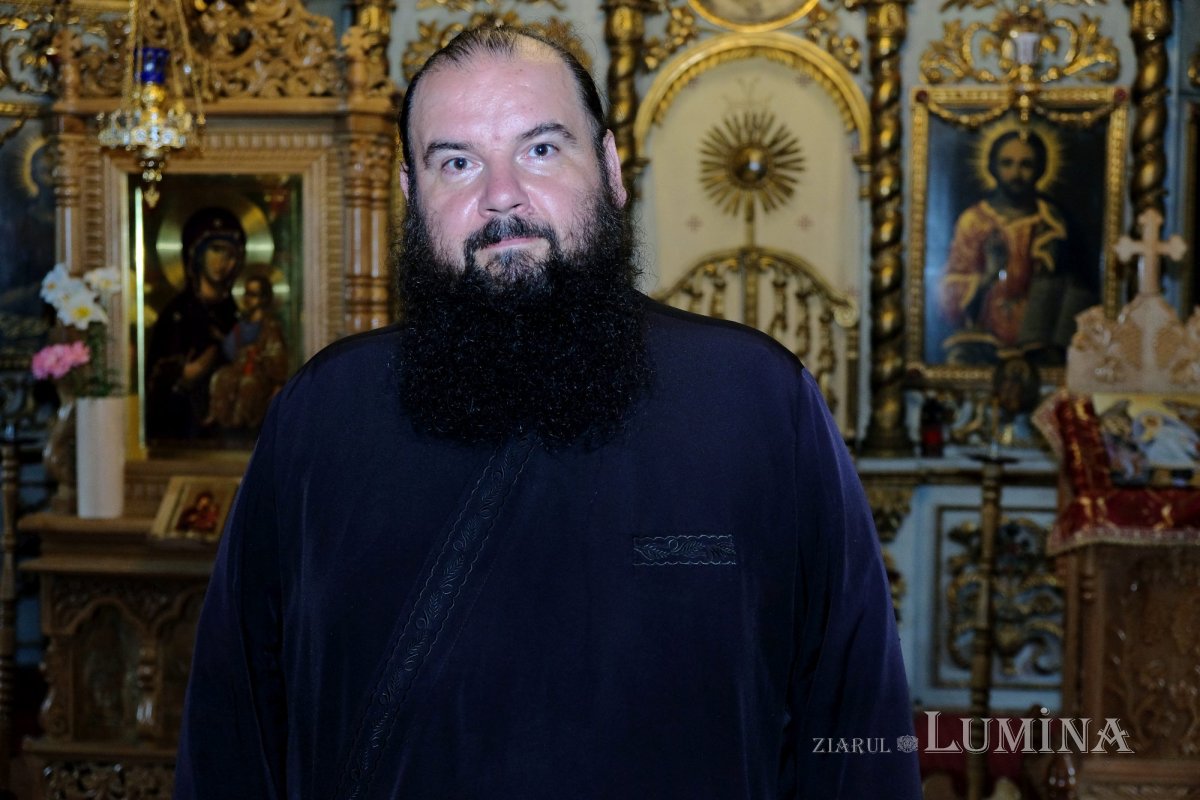 Istorie și rugăciune într-o parohie de pe „Valea Timpului” 224935