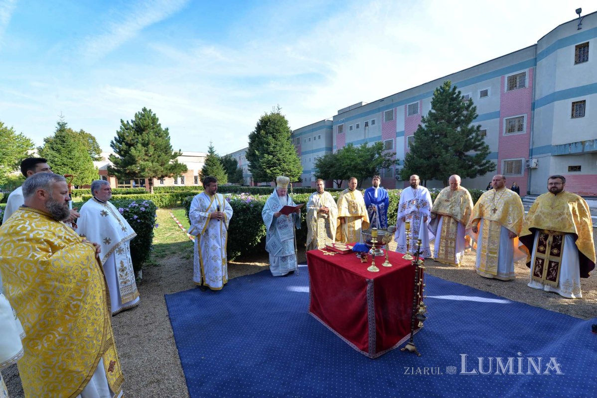 Capela Penitenciarului București-Rahova a fost sfințită 225546