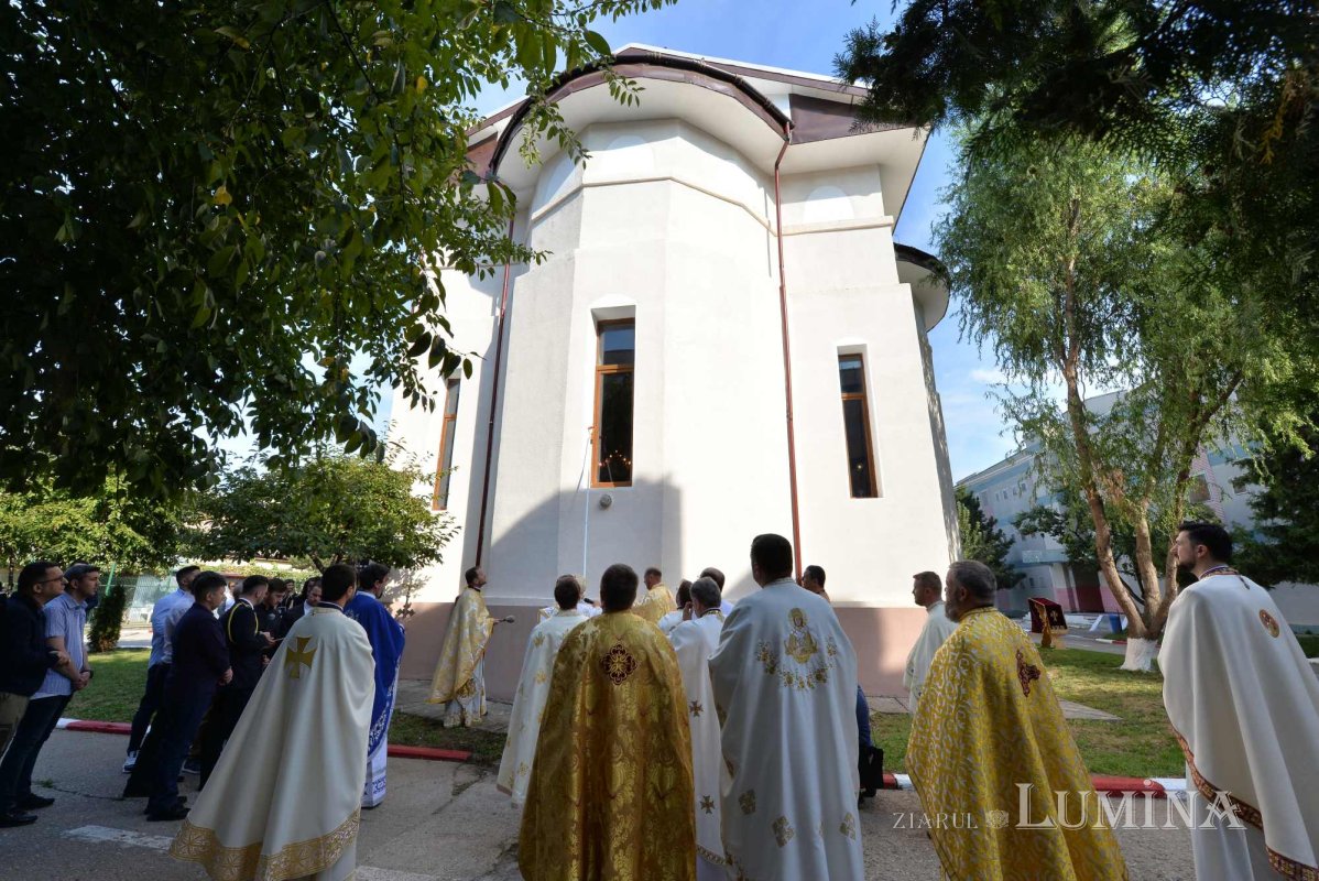 Capela Penitenciarului București-Rahova a fost sfințită 225554