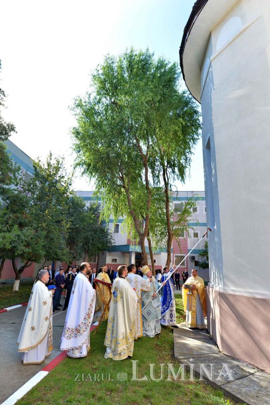 Capela Penitenciarului București-Rahova a fost sfințită 225556