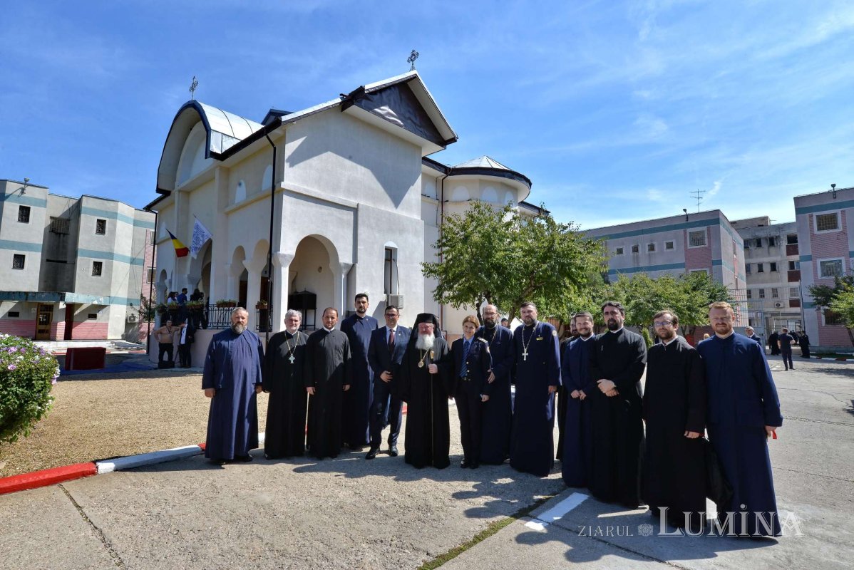 Capela Penitenciarului București-Rahova a fost sfințită 225599