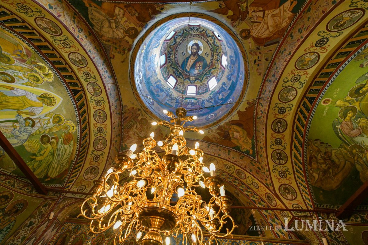 Sfinții Părinți Ioachim și Ana, cinstiți în lăcașul bucureștean închinat lor 225745