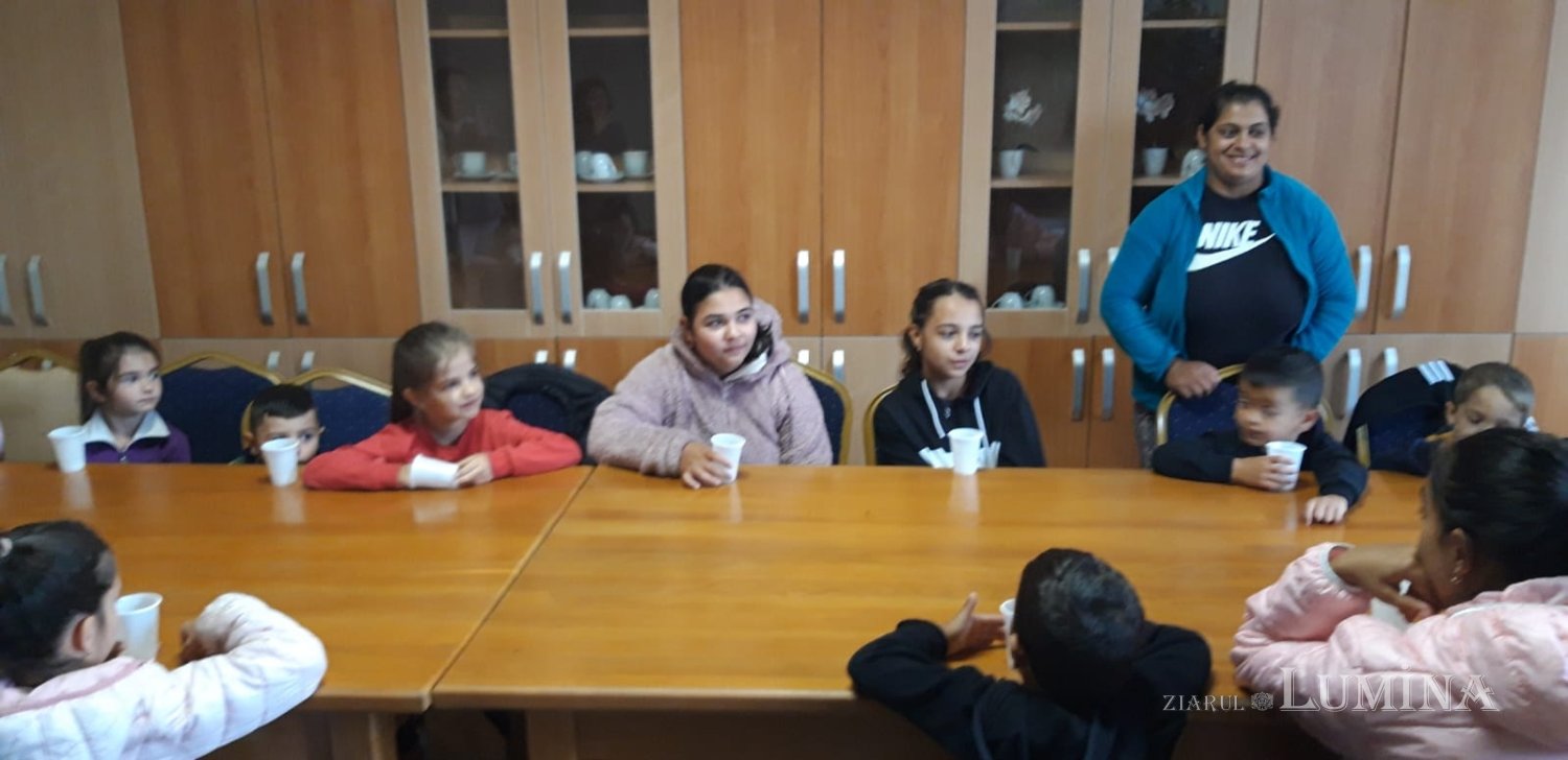 Activităţi socio‑educative în Arhiepiscopia Sibiului 225864