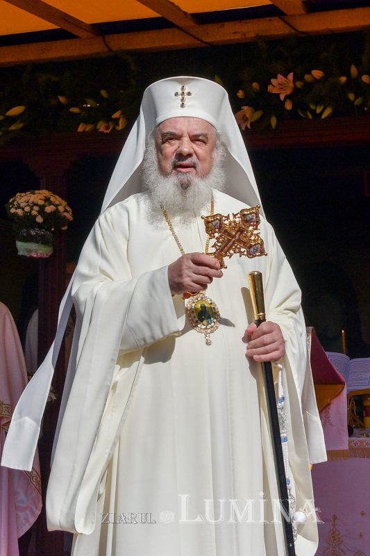 Patriarhul României a resfințit biserica istorică „Sfânta Vineri” din Ploiești 225930