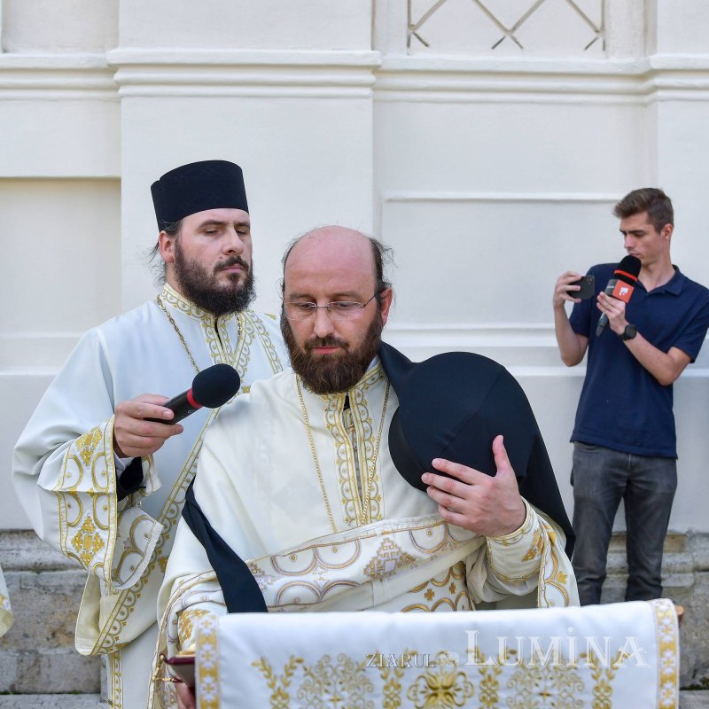 Patriarhul României a resfințit biserica istorică „Sfânta Vineri” din Ploiești 225953