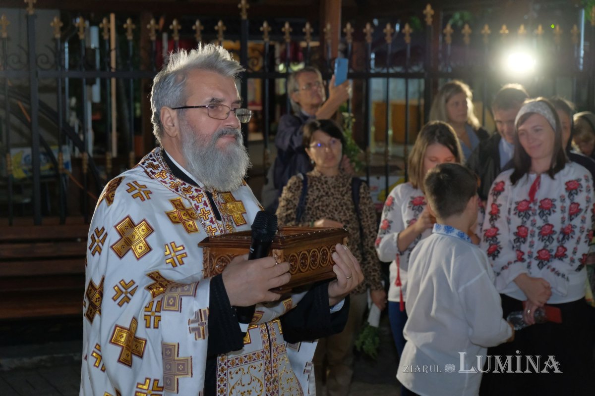 Procesiunea „Calea Sfintei Cruci, scară către Cer”, la Biserica „Sfântul Vasile cel Mare” de pe Calea Victoriei 226222