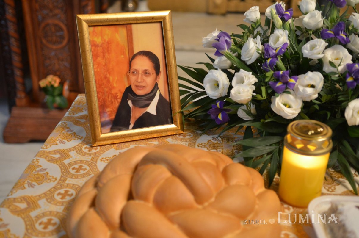 Artist plastic comemorat în Parohia Cotroceni-Răzoare din București 226591