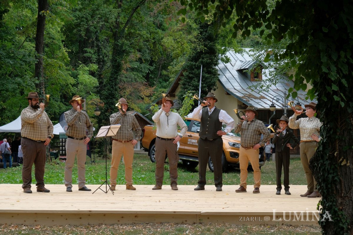 Procesiune cu moaștele Sfântului Eustație la Muzeul Național al Satului 226701