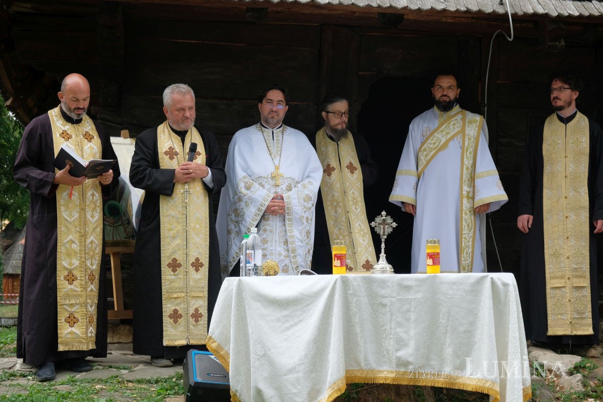 Procesiune cu moaștele Sfântului Eustație la Muzeul Național al Satului 226706