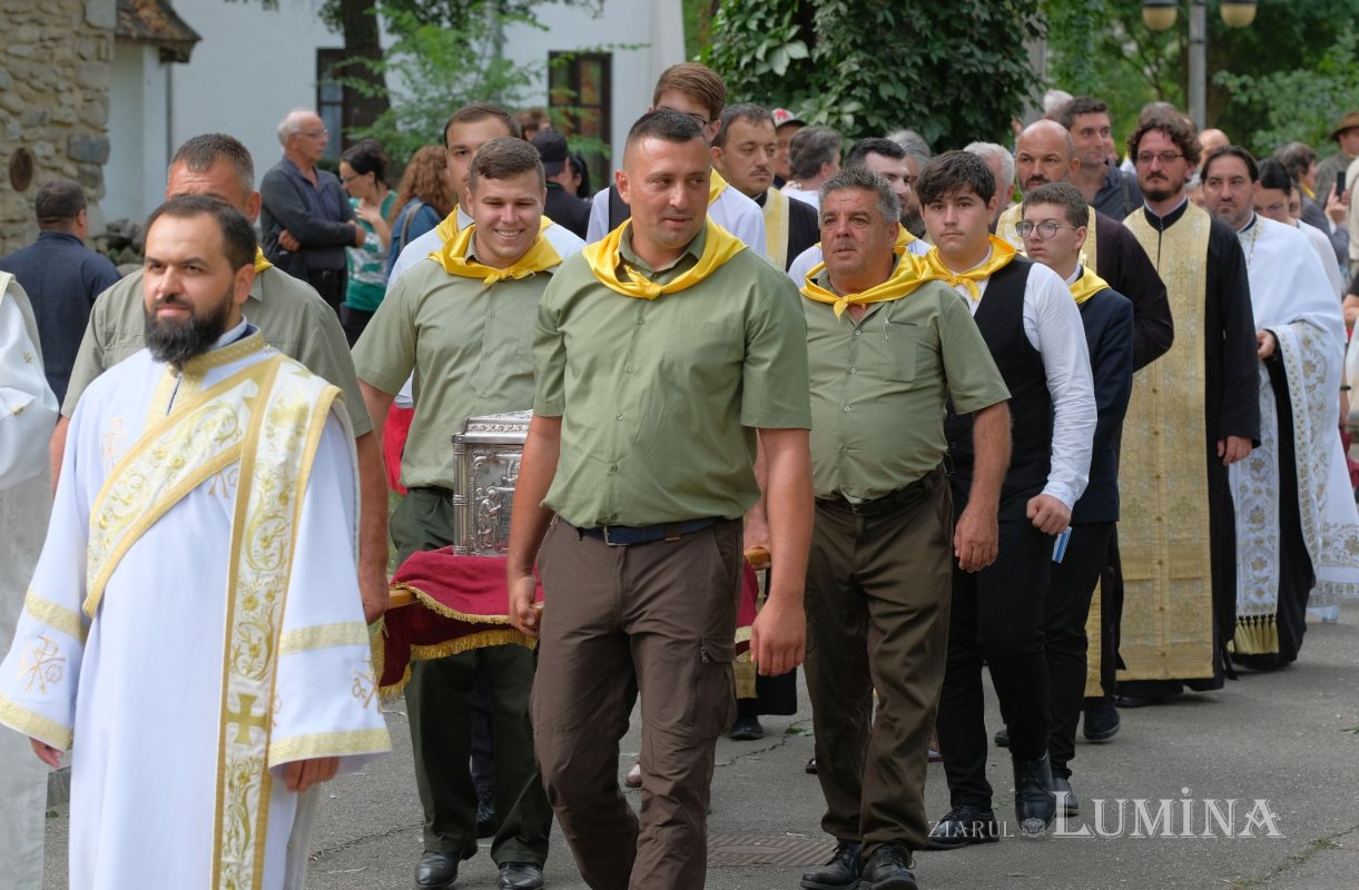 Procesiune cu moaștele Sfântului Eustație la Muzeul Național al Satului 226714