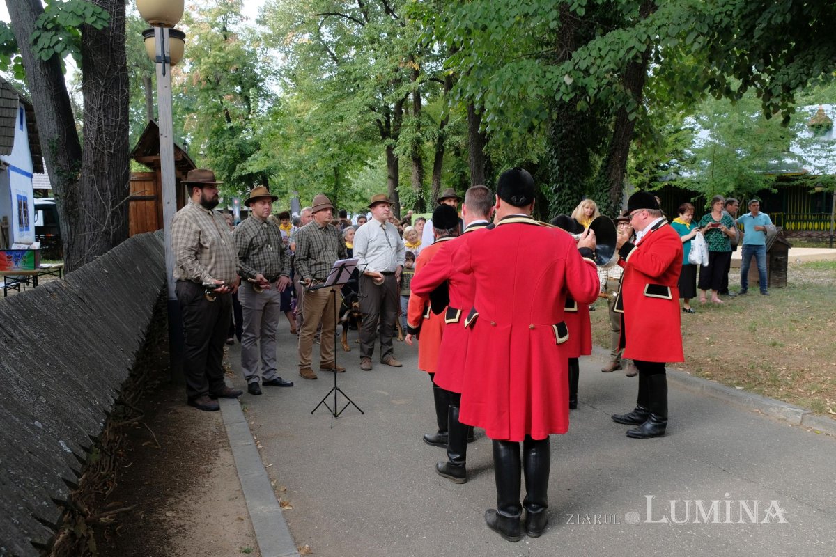 Procesiune cu moaștele Sfântului Eustație la Muzeul Național al Satului 226722