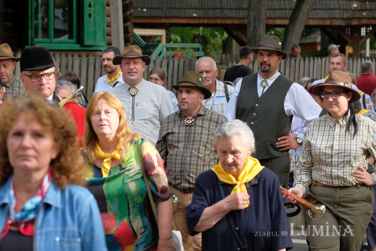Procesiune cu moaștele Sfântului Eustație la Muzeul Național al Satului 226728