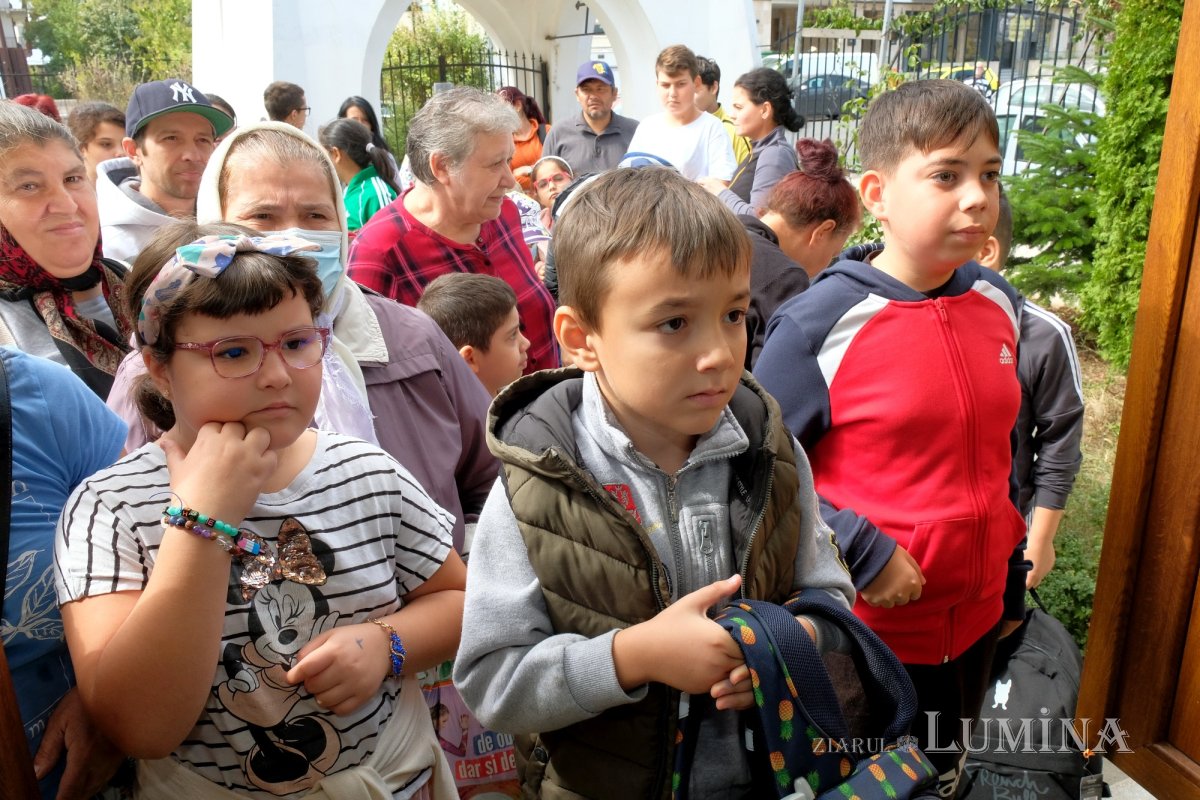 Ajutor pentru elevi de la Protoieria Sector 3 Capitală 227135