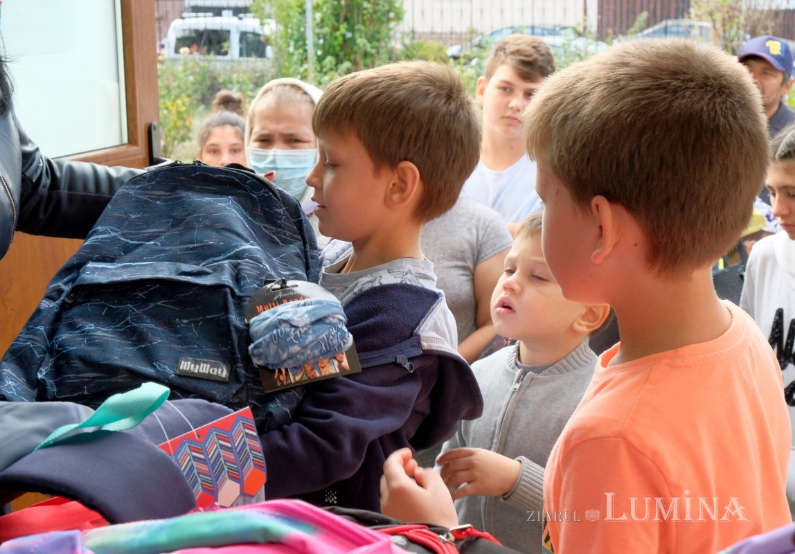 Ajutor pentru elevi de la Protoieria Sector 3 Capitală 227141