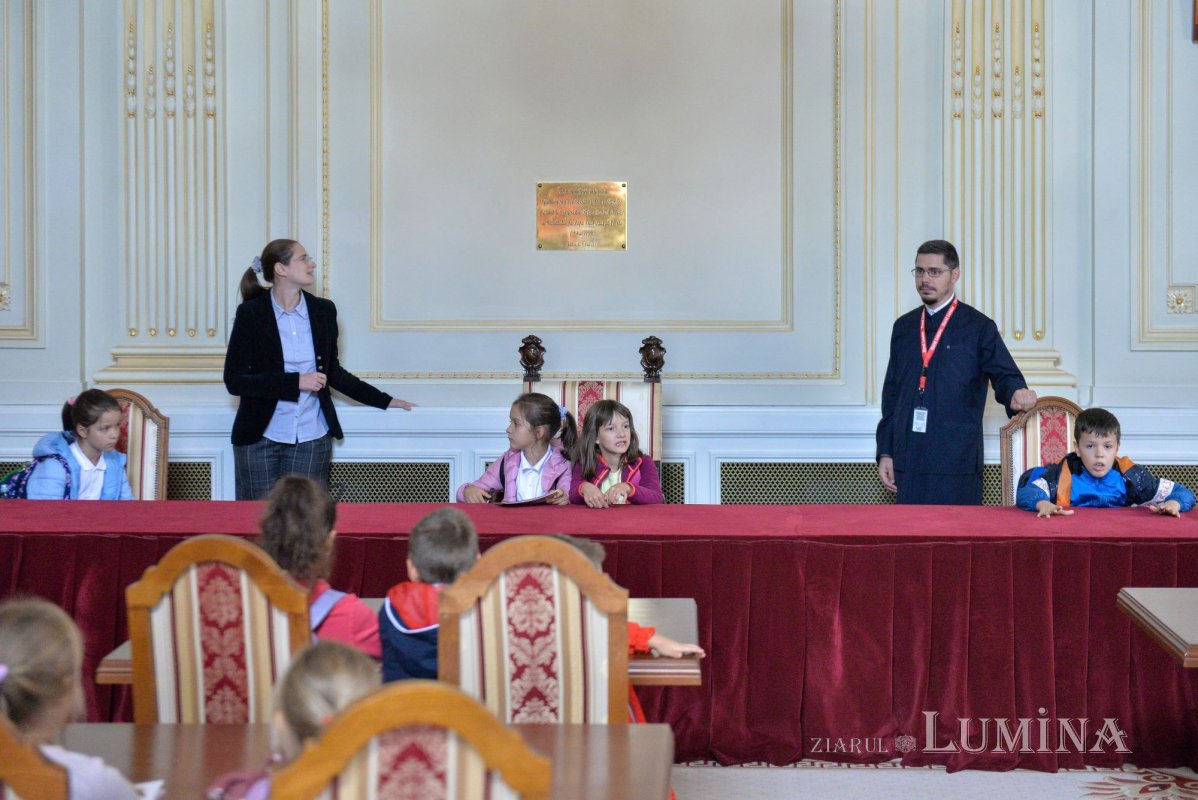 Vizită tematică despre „drumul cărții” pe Colina Patriarhiei 227265