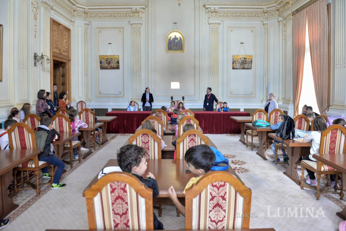 Vizită tematică despre „drumul cărții” pe Colina Patriarhiei 227266