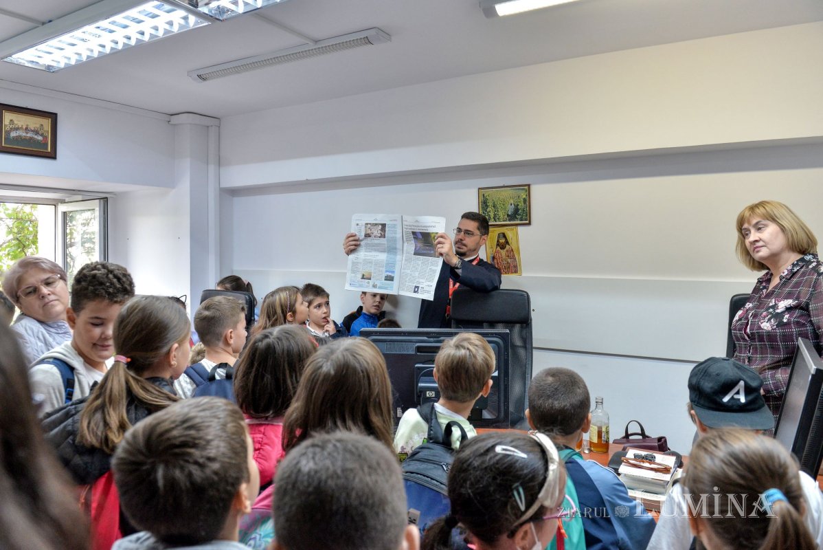 Vizită tematică despre „drumul cărții” pe Colina Patriarhiei 227271