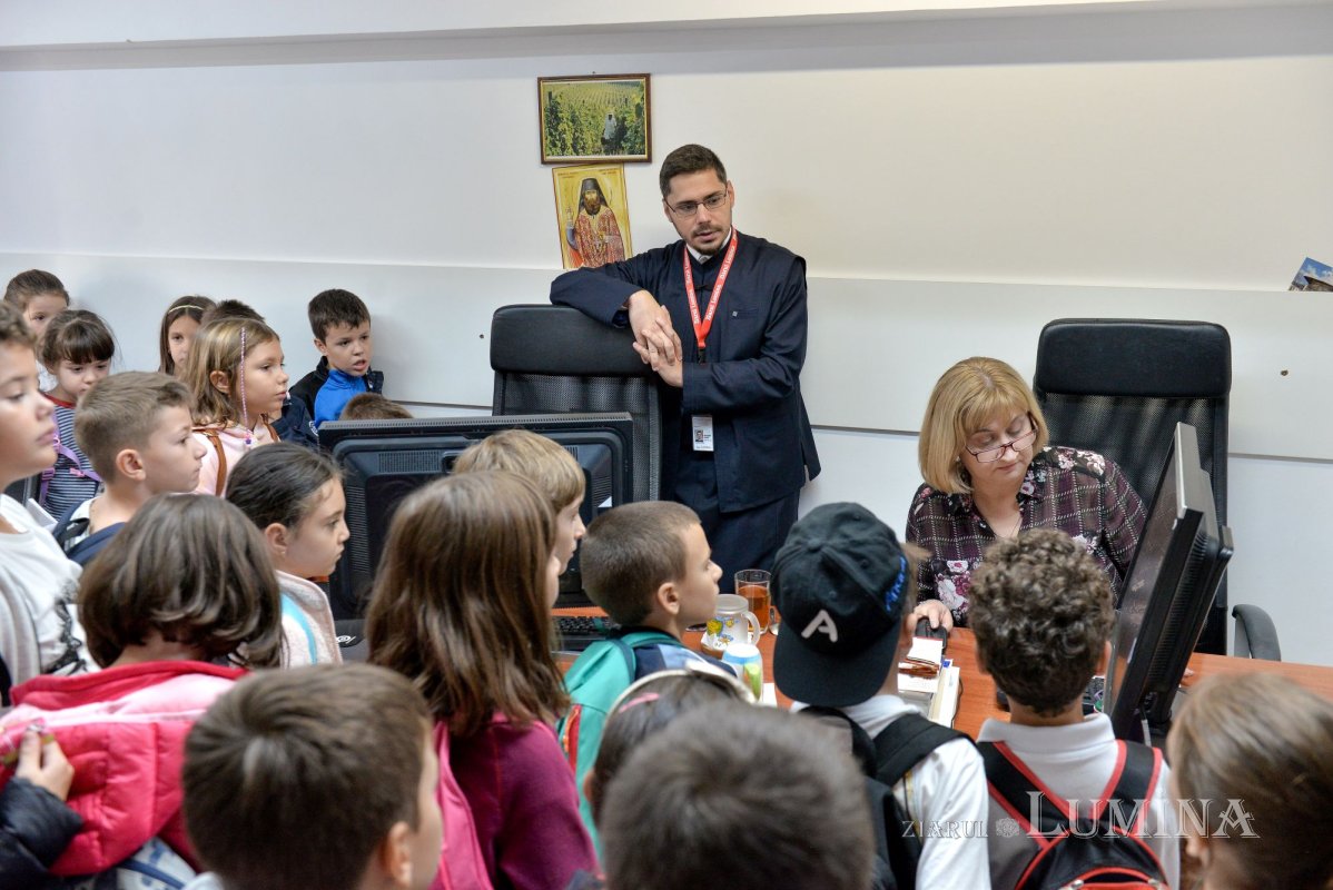 Vizită tematică despre „drumul cărții” pe Colina Patriarhiei 227273