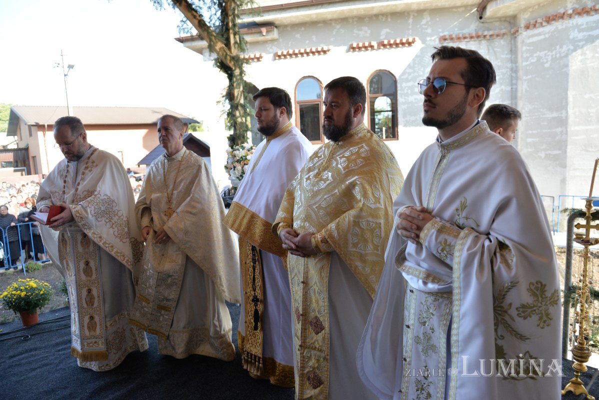 Binecuvântarea lucrărilor de la biserica Parohiei Dâmbu, Prahova 227309
