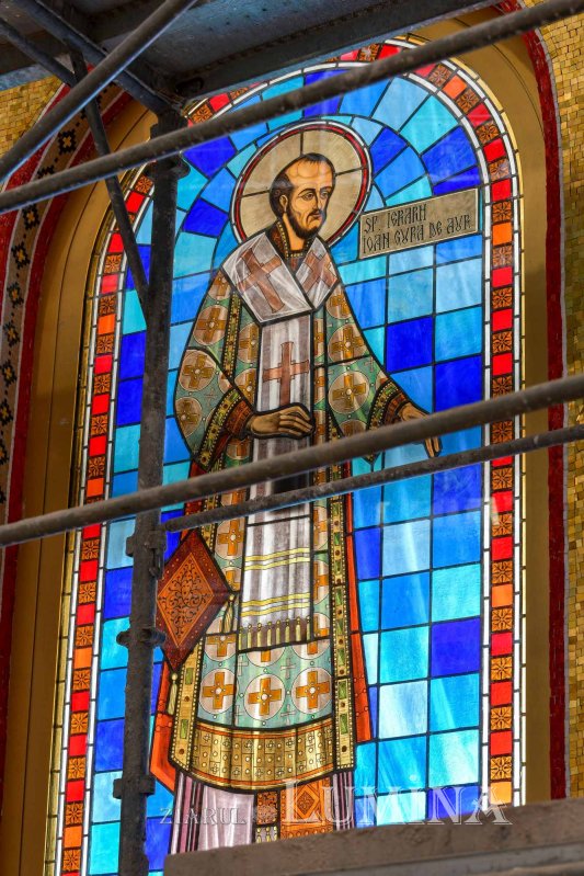 Catedrala Mântuirii Neamului la început de toamnă  227708