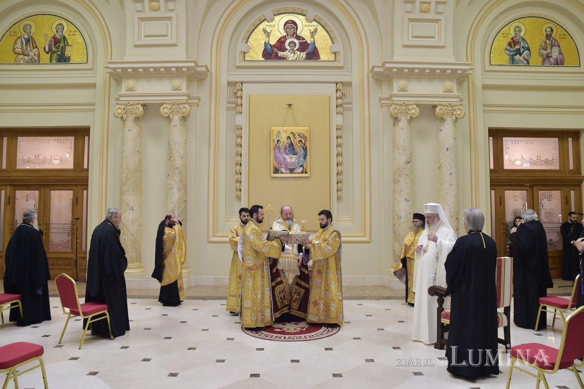 A fost constituită noua Adunare Națională Bisericească 227907