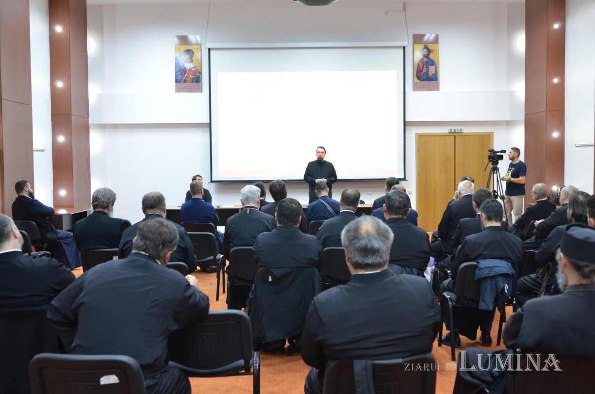 Întâlnirea preoților de caritate din Arhiepiscopia Bucureștilor 227838