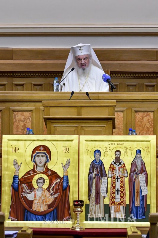 Membrii Sfântului Sinod s-au reunit în ședință de lucru la Palatul Patriarhiei 227965